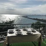 Far Bay * 罗萨斯