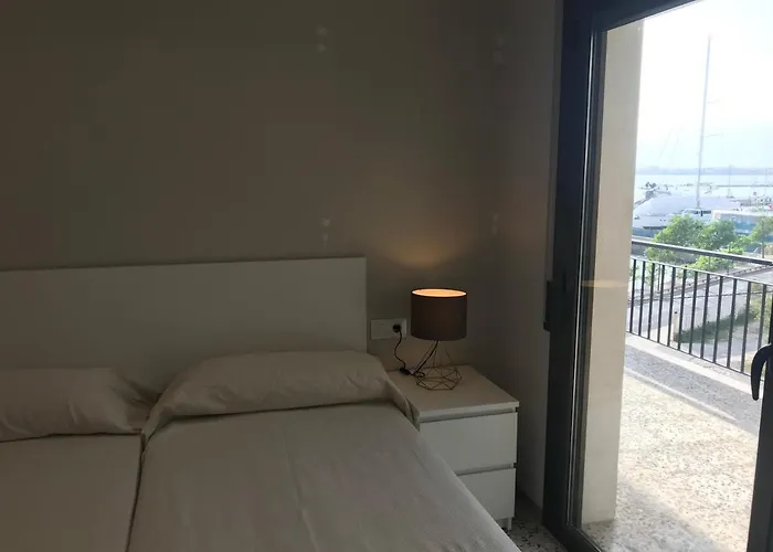 Far Bay Appartement *