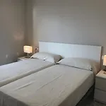 Far Bay Appartement Roses