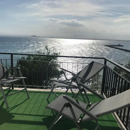 Far Bay Apartment
