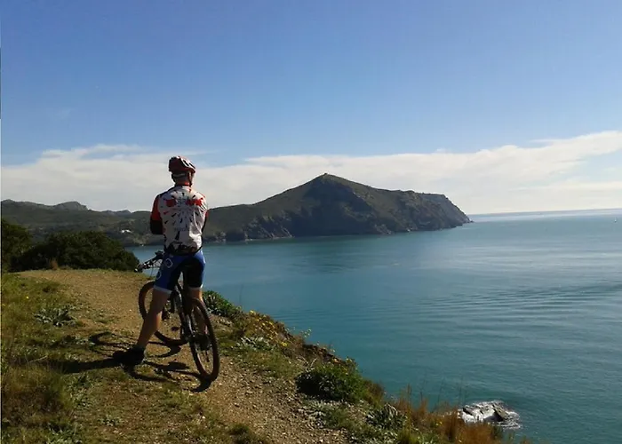 Апартаменты Far Bay *